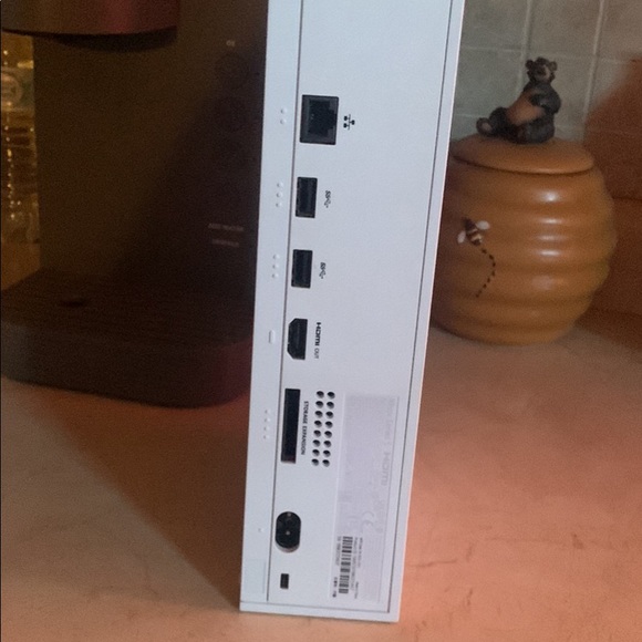 Xbox series s for sale - Picture 5 of 9